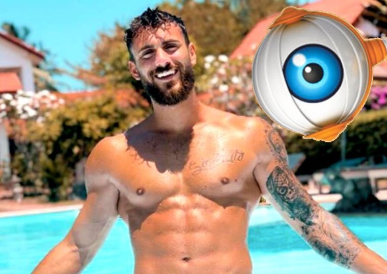 BBB que ficou pelado em Hotel virou metralhadora de Nudes