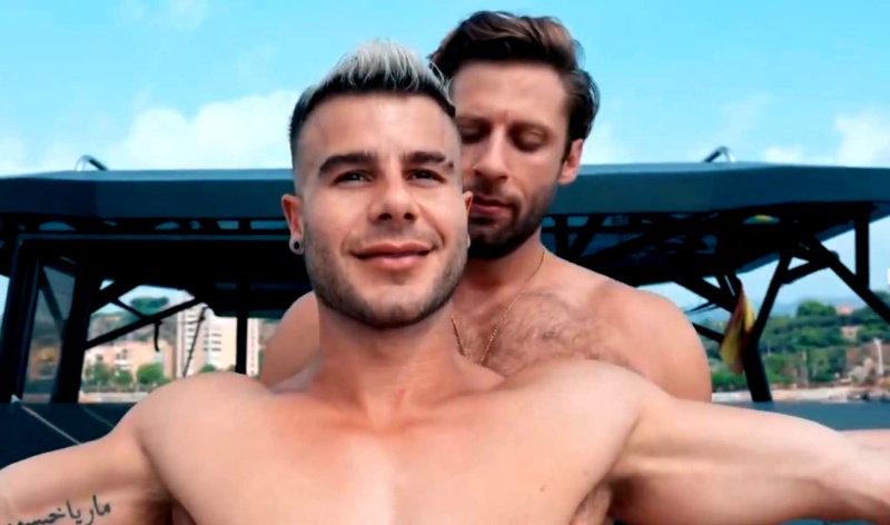 Chupa Titanic para essa regravação melhor e com ação