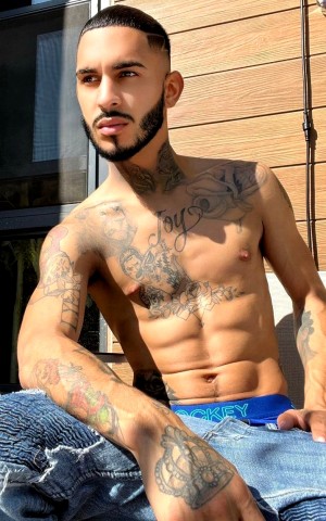 Khaos Leon